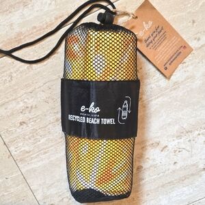 NEW E-ko Beach Life Recycled Lemon Print Beach Microfiber Towel with Mesh Bag